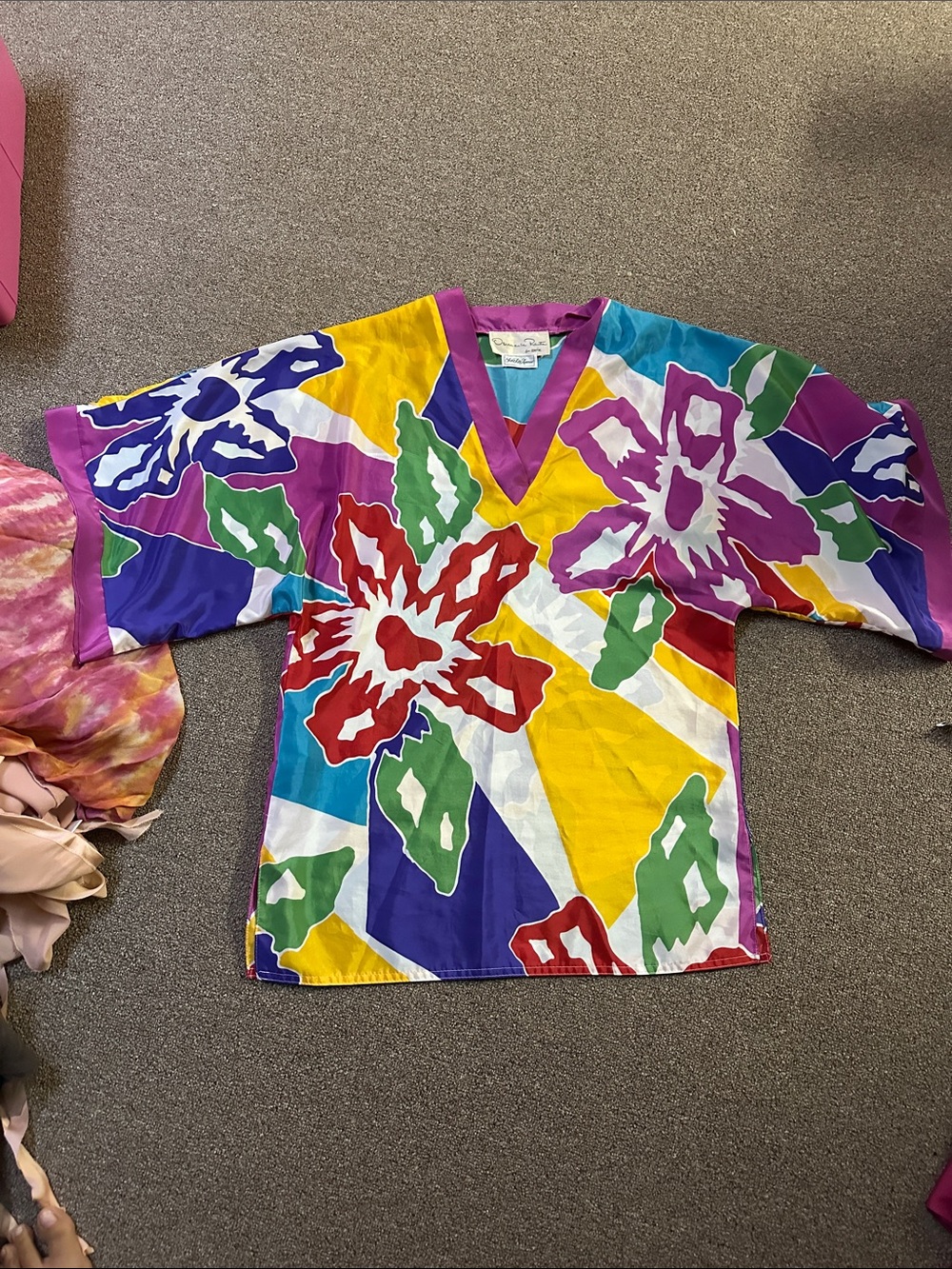 Oscar De La Renta Floral V-Neck Top in Multicolor